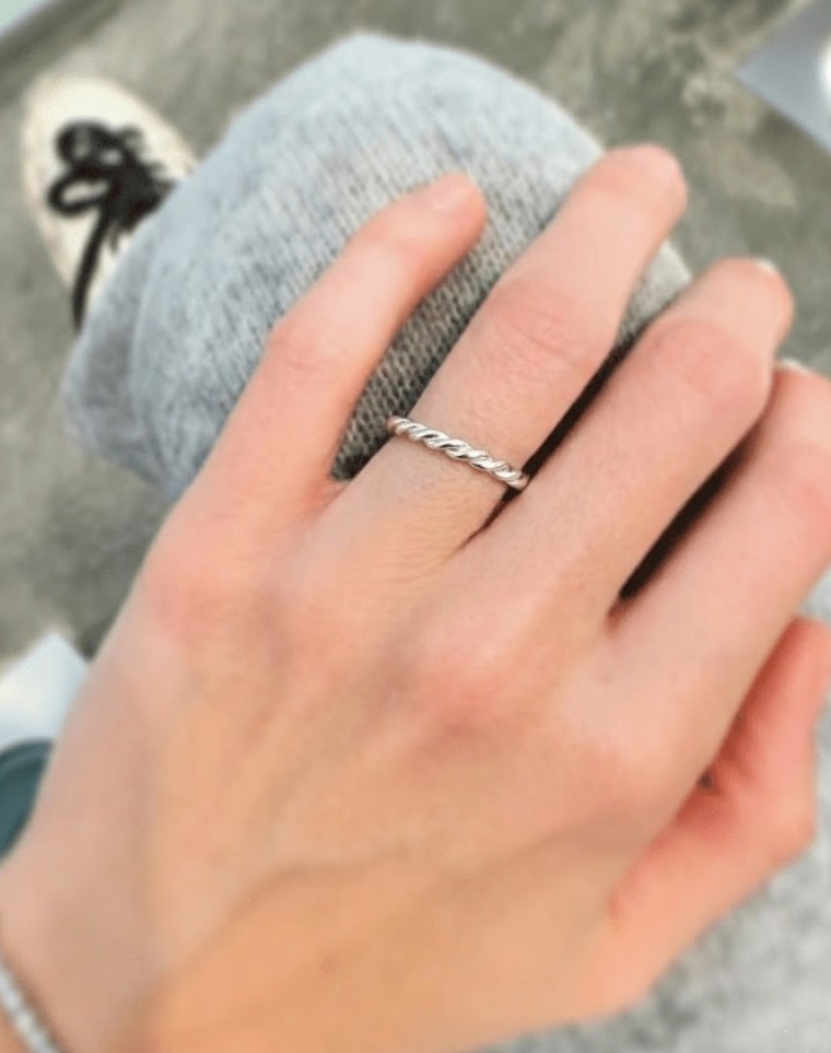 Anillo Entrelazado